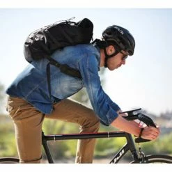 Coque Et Support Vélo Pour IPhone X ZConsole Zefal -Remorques vélo Soldes Boutique coque et support velo pour iphone x zconsole zefal full 6