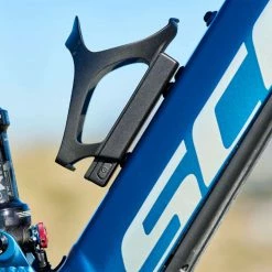 Traceur GPS Avec Détecteur De Mouvement + Porte-bidon Hoot 800 11 Traceur GPS Avec Détecteur De Mouvement + Porte-bidon Hoot 800 -Remorques vélo Soldes Boutique porte bidon traceur gps hoot 800 1